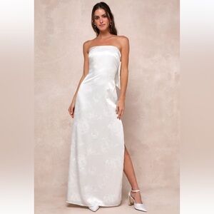 Lulu's White Strapless Floral Jacquard Maxi Dress